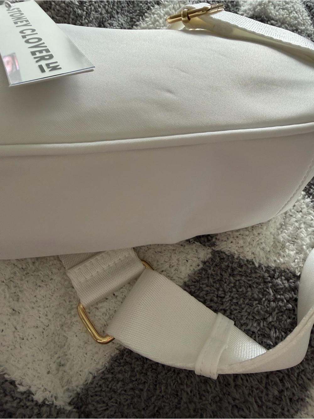 Stoney Clover Lane White Shoulder Bag with Gold Hardware - Picture 4 of 4